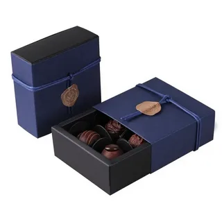 Custom chocolate boxes