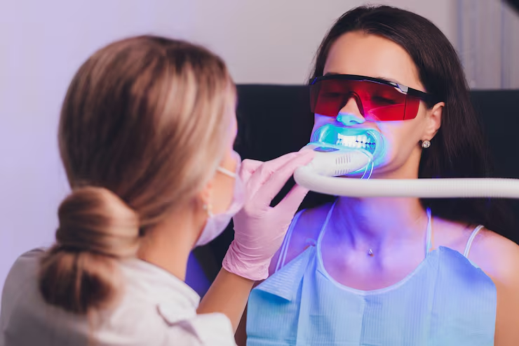 Teeth Bleaching Dentist