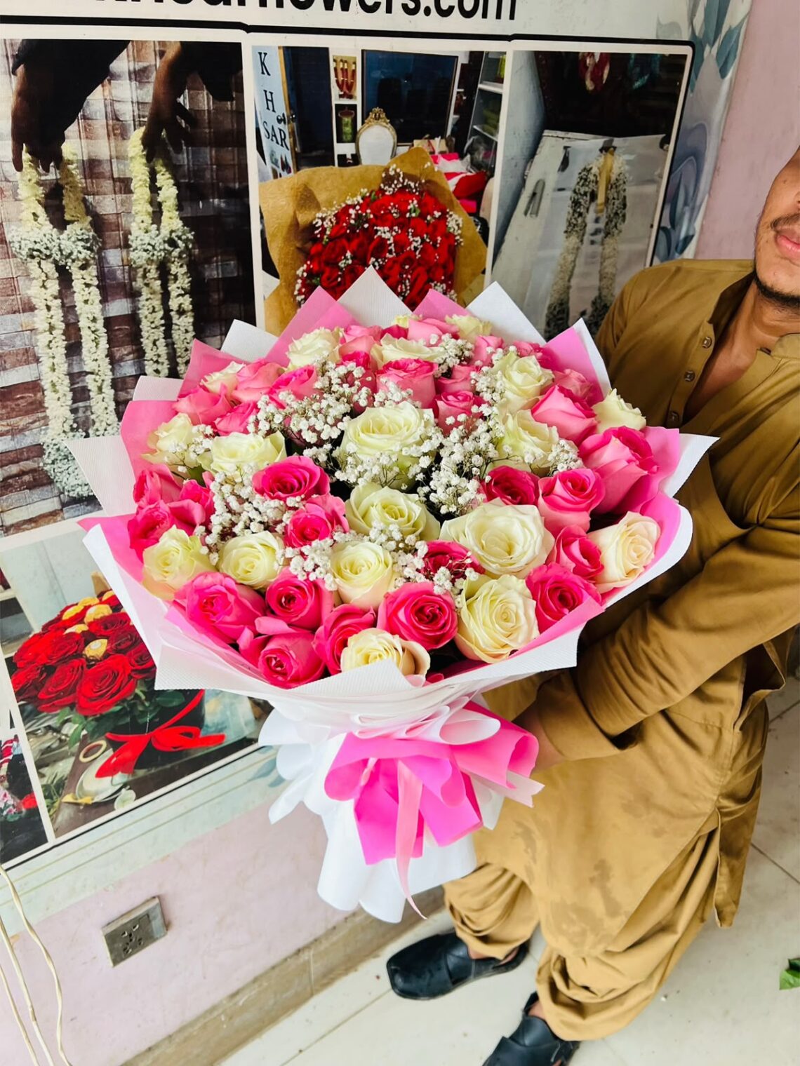 Flower Shops in Karachi: Creative Flower Bouquets to Make Every Moment Special